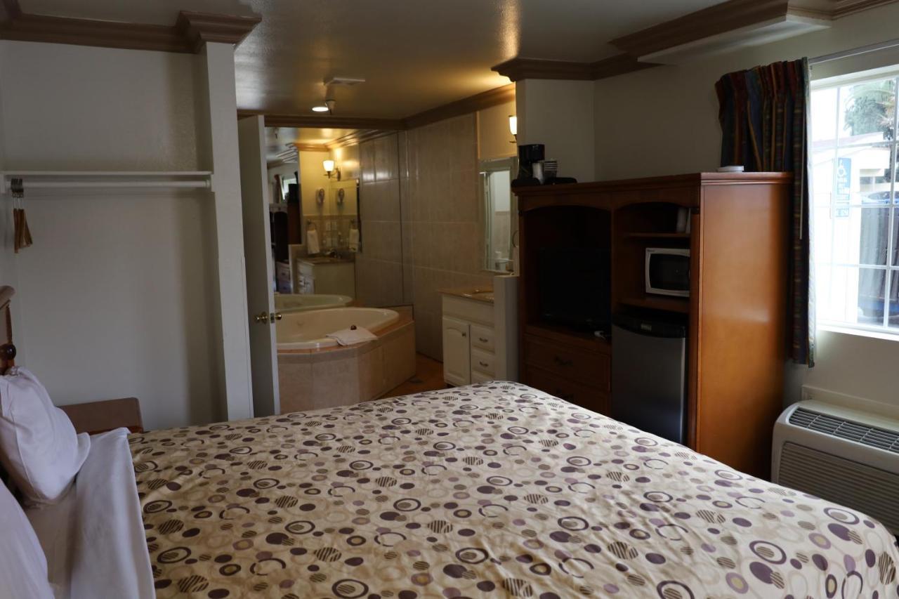 Lambert Inn ウィッティア エクステリア 写真
